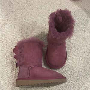 UGG toddler boots with Bows